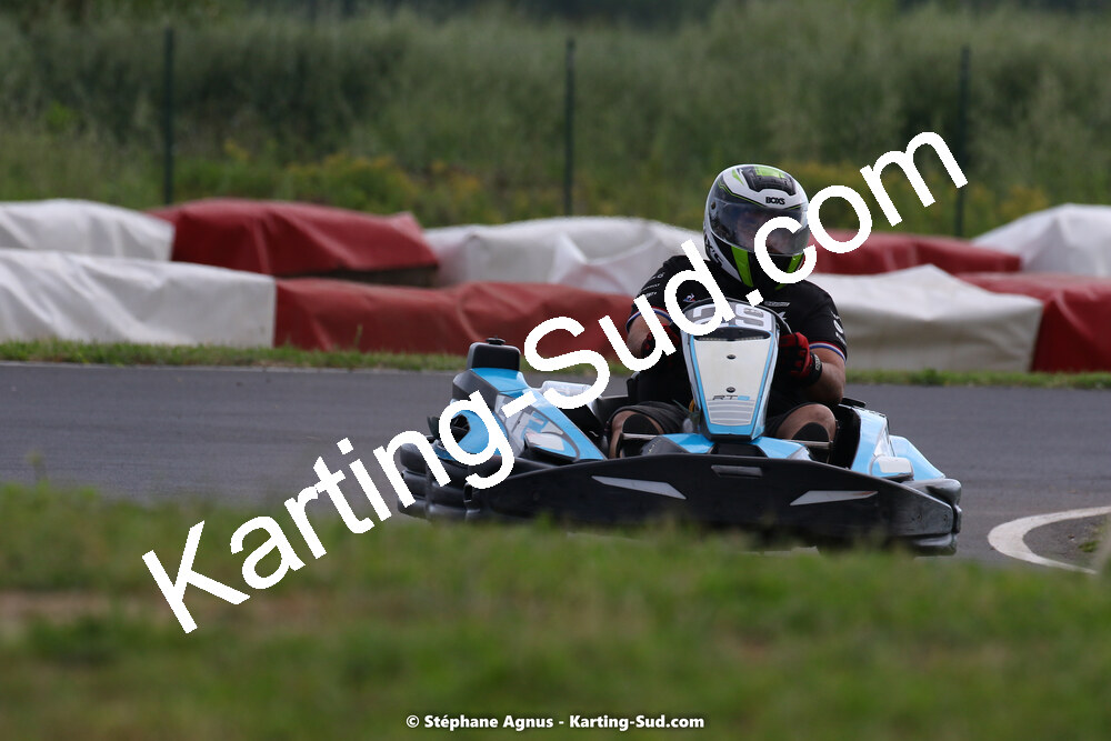 08/05/2022 : Un baquet pour Adrien à Megakart Vias (Photos Stéphane Agnus) 2022 — karting