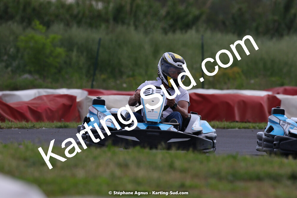 08/05/2022 : Un baquet pour Adrien à Megakart Vias (Photos Stéphane Agnus) 2022 — karting