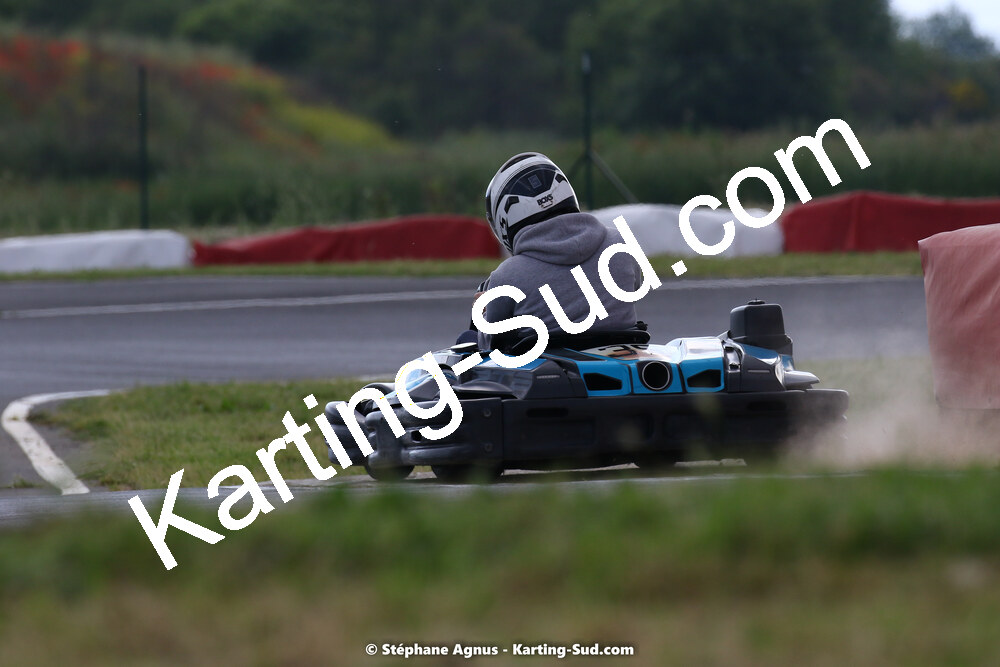 08/05/2022 : Un baquet pour Adrien à Megakart Vias (Photos Stéphane Agnus) 2022 — karting