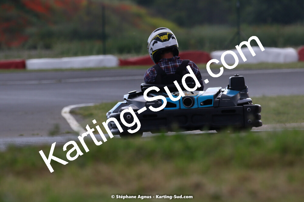 08/05/2022 : Un baquet pour Adrien à Megakart Vias (Photos Stéphane Agnus) 2022 — karting