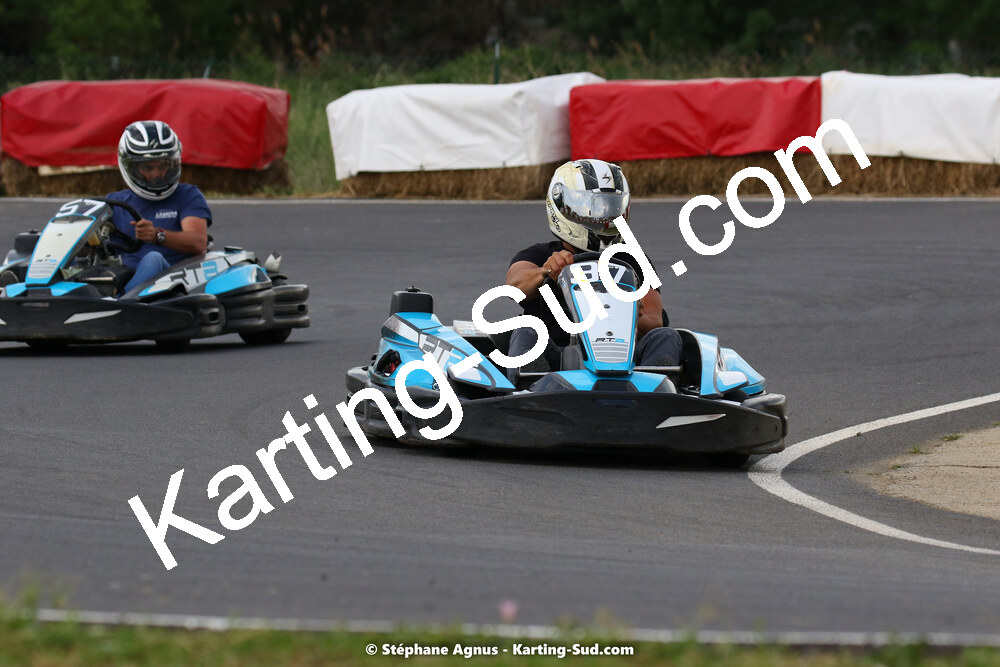 08/05/2022 : Un baquet pour Adrien à Megakart Vias (Photos Stéphane Agnus) 2022 — karting