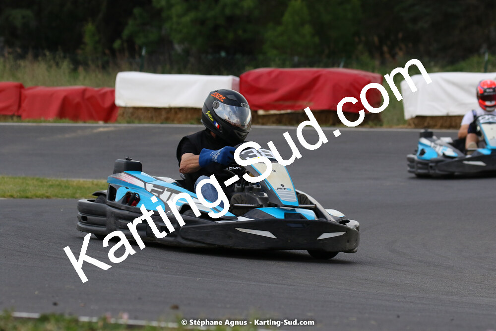 08/05/2022 : Un baquet pour Adrien à Megakart Vias (Photos Stéphane Agnus) 2022 — karting