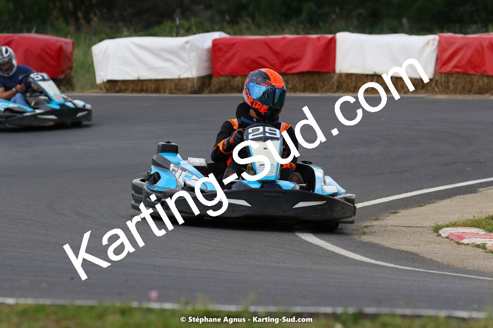 08/05/2022 : Un baquet pour Adrien à Megakart Vias (Photos Stéphane Agnus) 2022 — karting