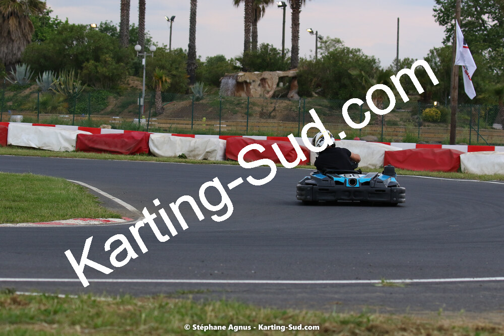 08/05/2022 : Un baquet pour Adrien à Megakart Vias (Photos Stéphane Agnus) 2022 — karting