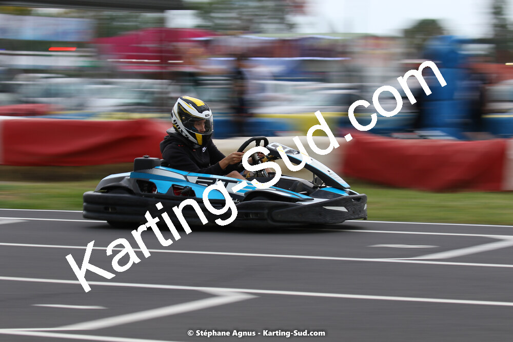 08/05/2022 : Un baquet pour Adrien à Megakart Vias (Photos Stéphane Agnus) 2022 — karting