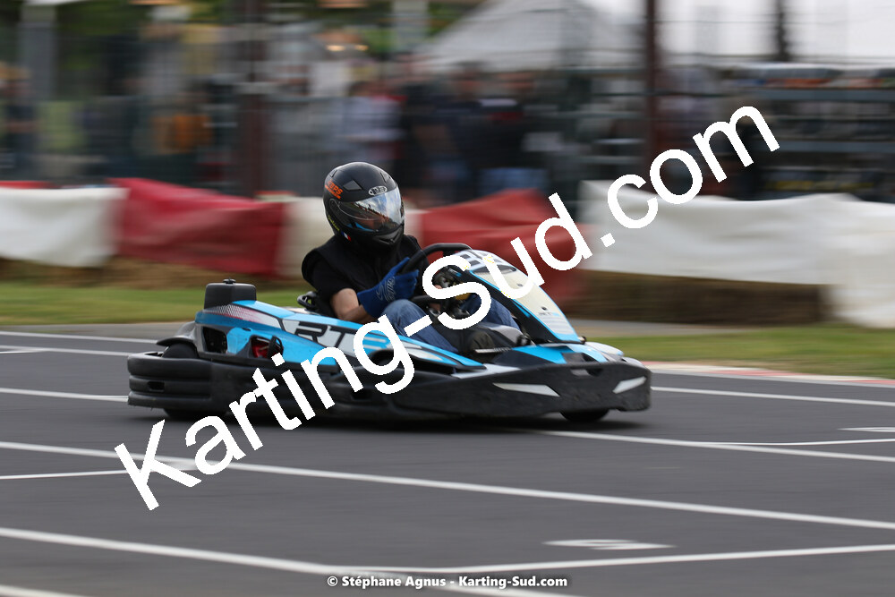 08/05/2022 : Un baquet pour Adrien à Megakart Vias (Photos Stéphane Agnus) 2022 — karting