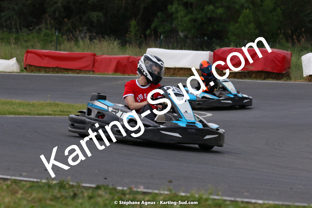 08/05/2022 : Un baquet pour Adrien à Megakart Vias (Photos Stéphane Agnus) 2022 — karting