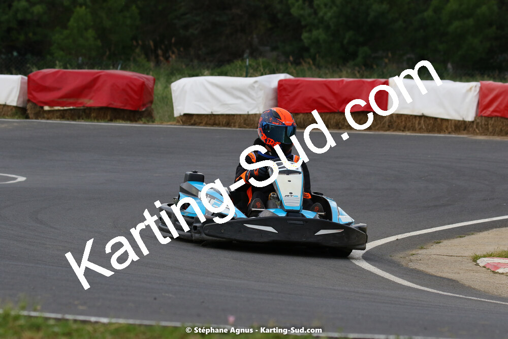 08/05/2022 : Un baquet pour Adrien à Megakart Vias (Photos Stéphane Agnus) 2022 — karting