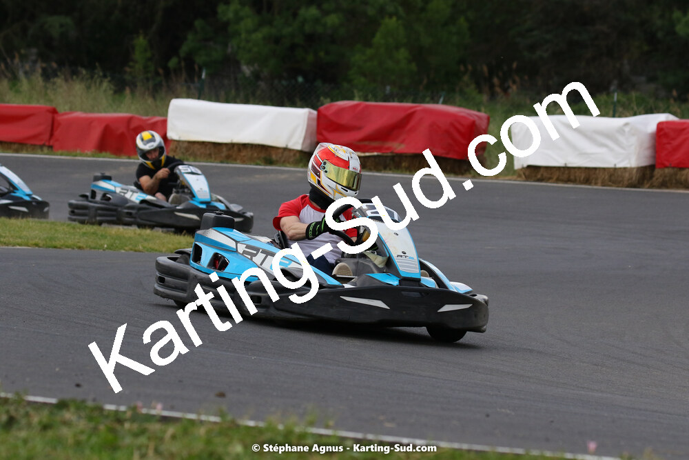 08/05/2022 : Un baquet pour Adrien à Megakart Vias (Photos Stéphane Agnus) 2022 — karting