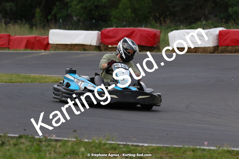 08/05/2022 : Un baquet pour Adrien à Megakart Vias (Photos Stéphane Agnus) 2022 — karting