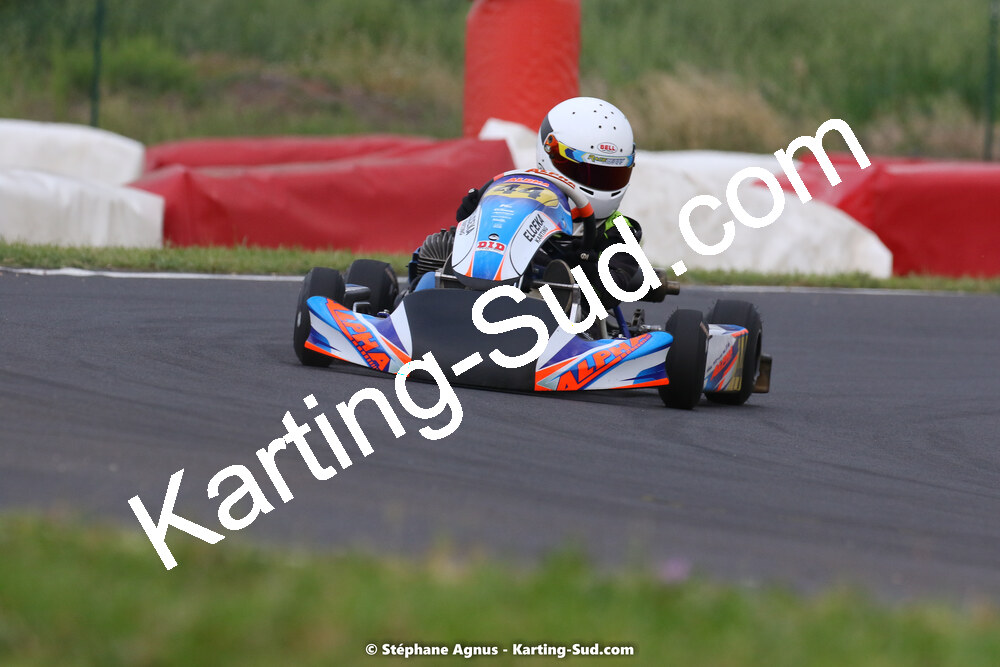 08/05/2022 : Un baquet pour Adrien à Megakart Vias (Photos Stéphane Agnus) 2022 — karting