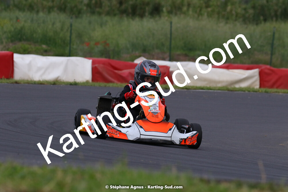 08/05/2022 : Un baquet pour Adrien à Megakart Vias (Photos Stéphane Agnus) 2022 — karting