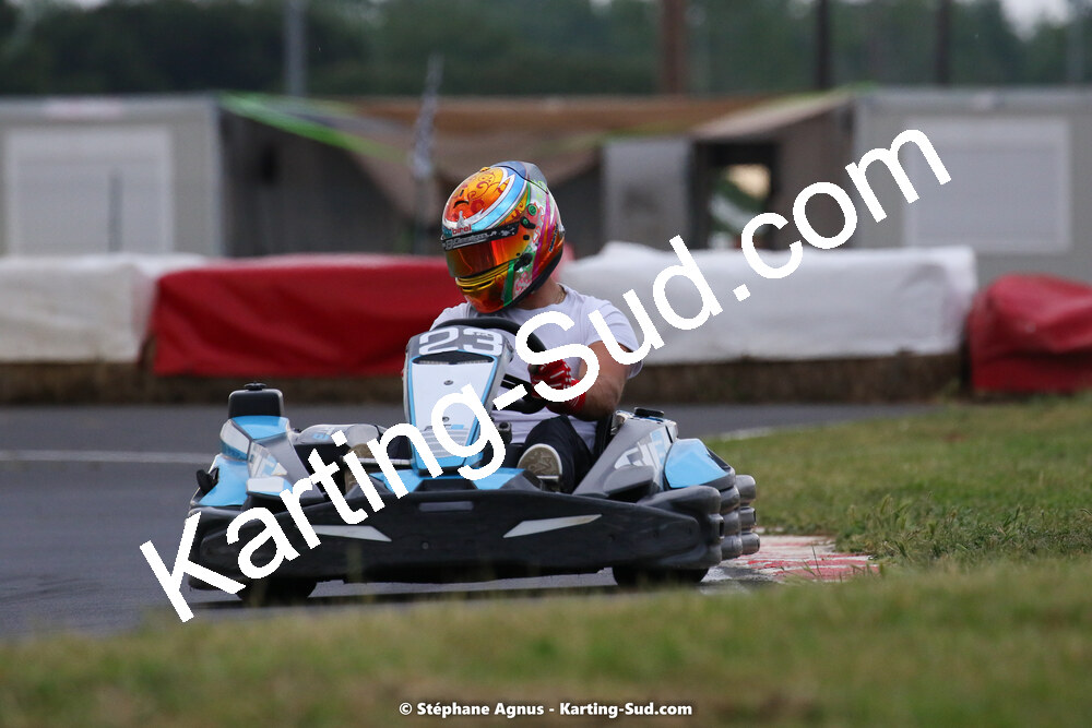 08/05/2022 : Un baquet pour Adrien à Megakart Vias (Photos Stéphane Agnus) 2022 — karting