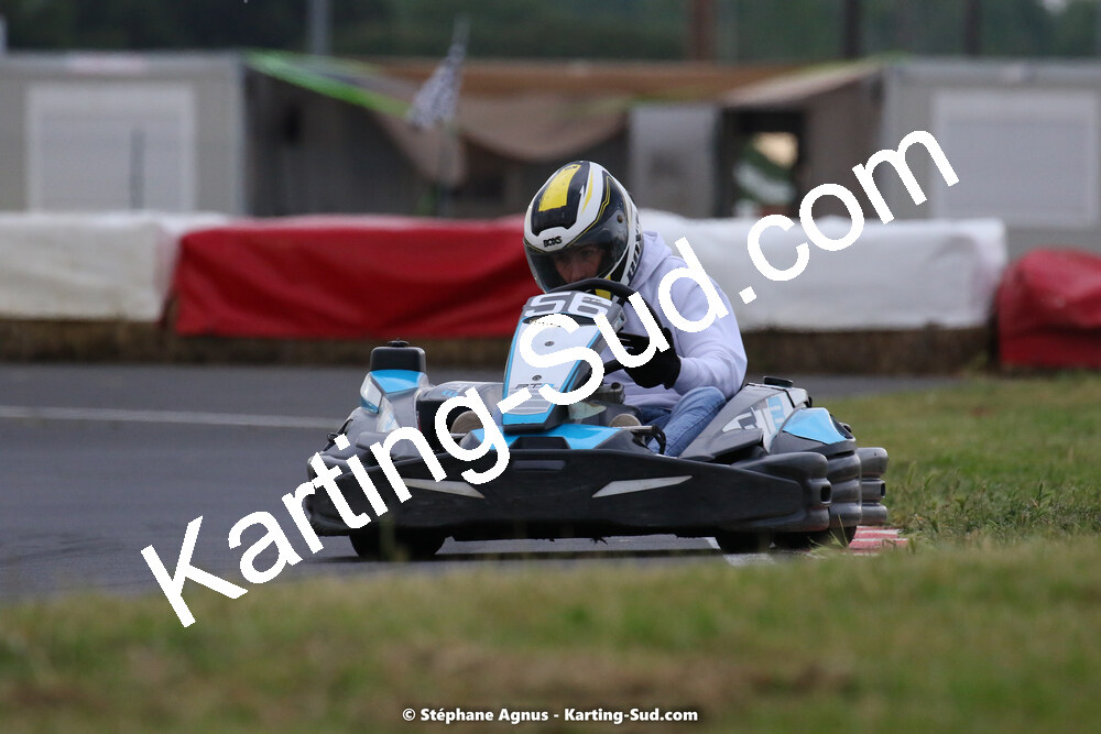 08/05/2022 : Un baquet pour Adrien à Megakart Vias (Photos Stéphane Agnus) 2022 — karting