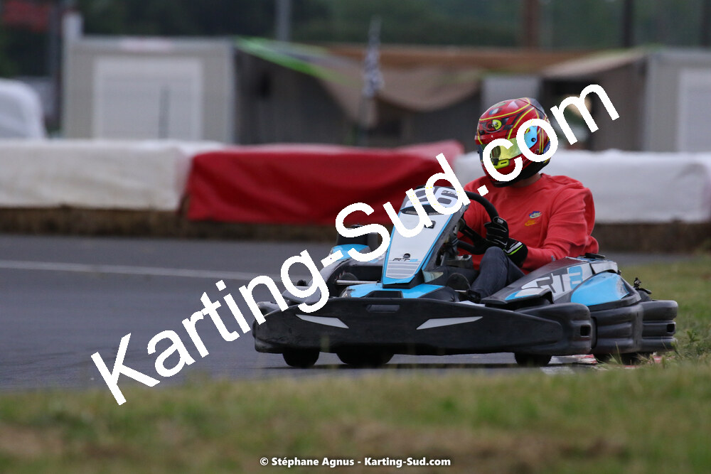 08/05/2022 : Un baquet pour Adrien à Megakart Vias (Photos Stéphane Agnus) 2022 — karting
