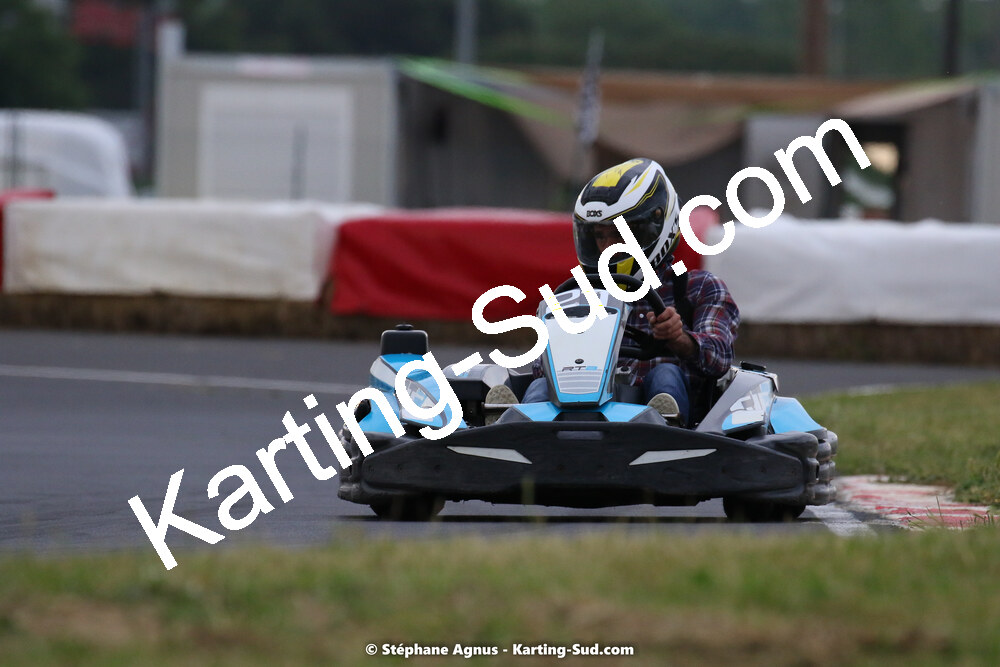 08/05/2022 : Un baquet pour Adrien à Megakart Vias (Photos Stéphane Agnus) 2022 — karting