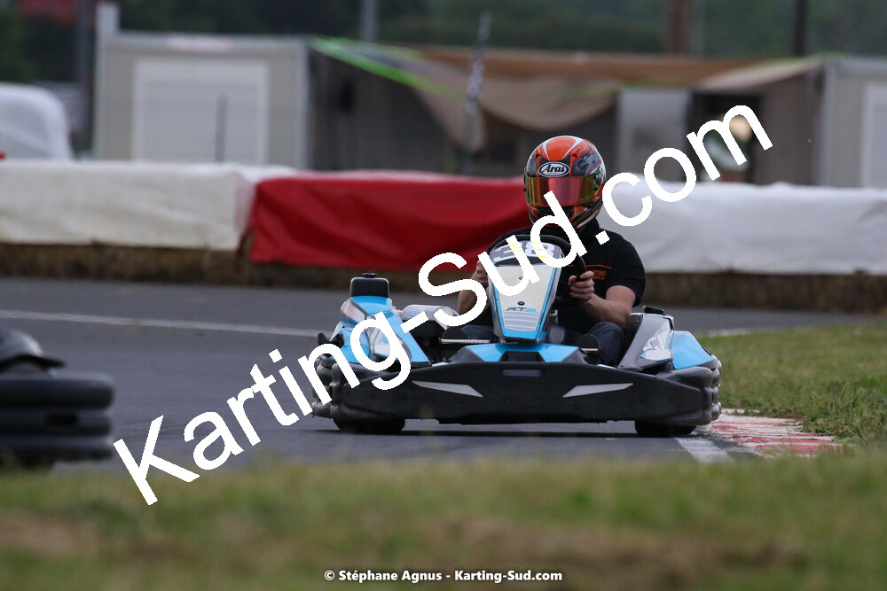 08/05/2022 : Un baquet pour Adrien à Megakart Vias (Photos Stéphane Agnus) 2022 — karting