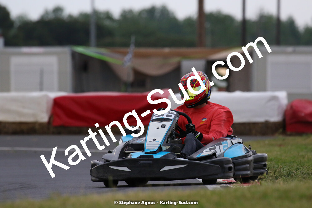 08/05/2022 : Un baquet pour Adrien à Megakart Vias (Photos Stéphane Agnus) 2022 — karting