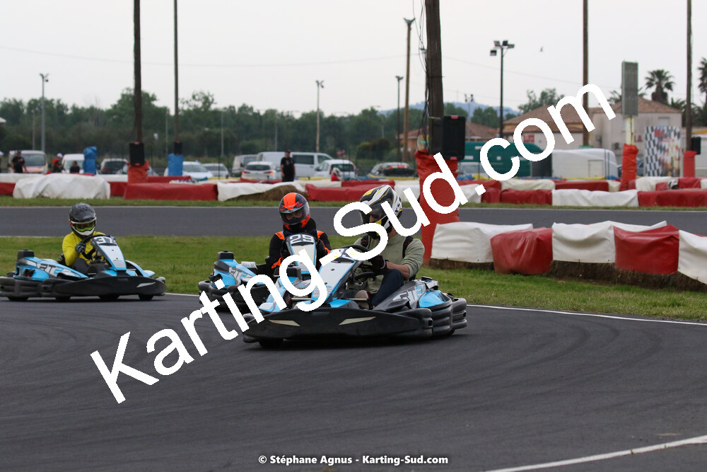 08/05/2022 : Un baquet pour Adrien à Megakart Vias (Photos Stéphane Agnus) 2022 — karting