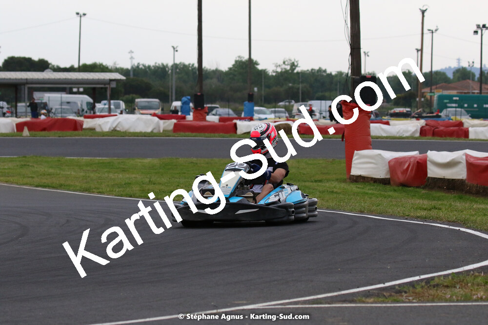 08/05/2022 : Un baquet pour Adrien à Megakart Vias (Photos Stéphane Agnus) 2022 — karting