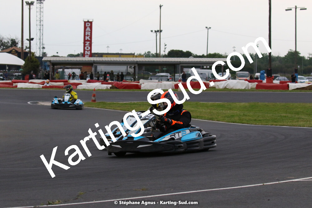 08/05/2022 : Un baquet pour Adrien à Megakart Vias (Photos Stéphane Agnus) 2022 — karting