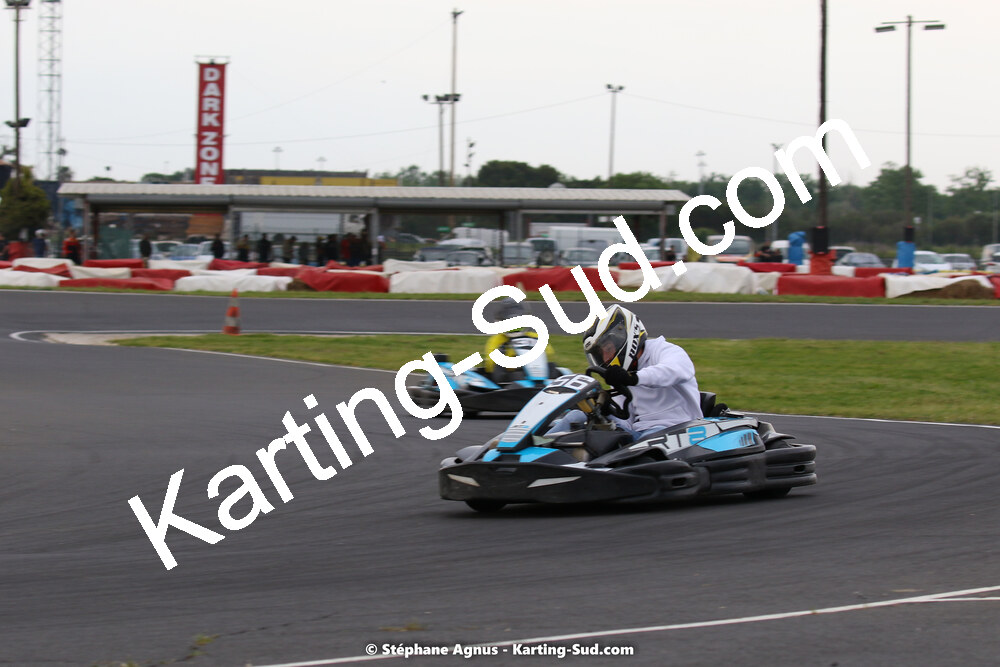 08/05/2022 : Un baquet pour Adrien à Megakart Vias (Photos Stéphane Agnus) 2022 — karting