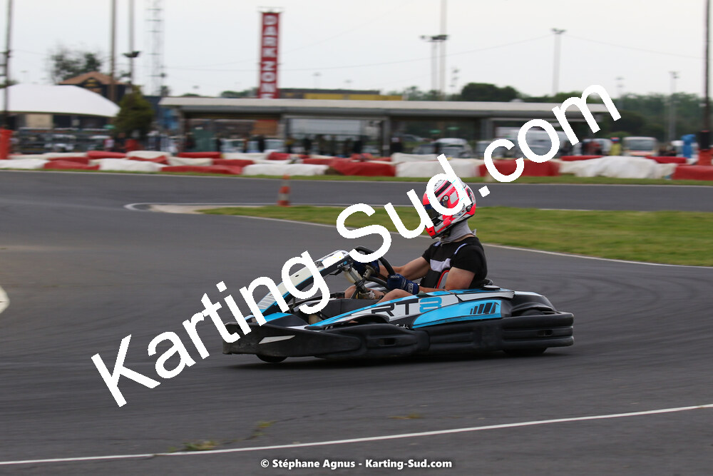 08/05/2022 : Un baquet pour Adrien à Megakart Vias (Photos Stéphane Agnus) 2022 — karting