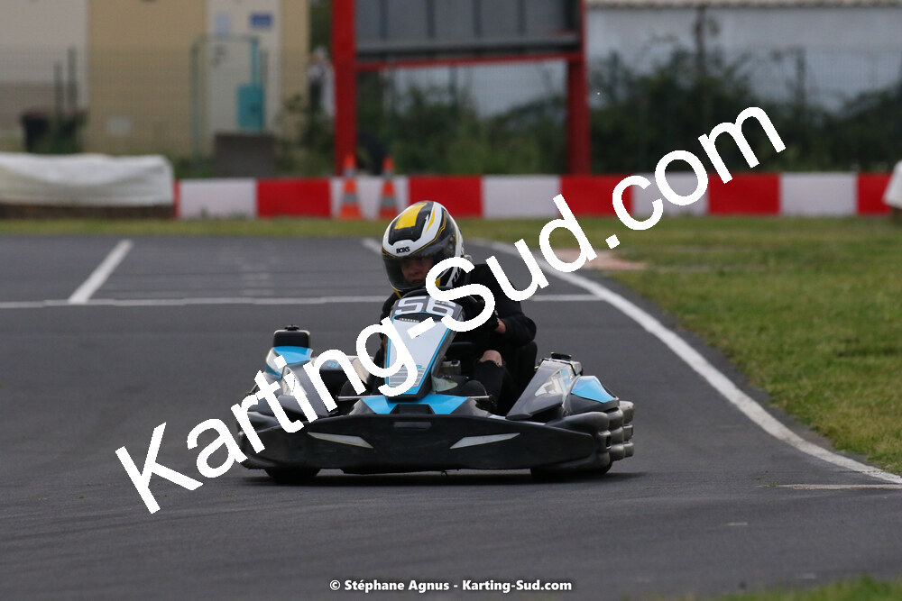 08/05/2022 : Un baquet pour Adrien à Megakart Vias (Photos Stéphane Agnus) 2022 — karting