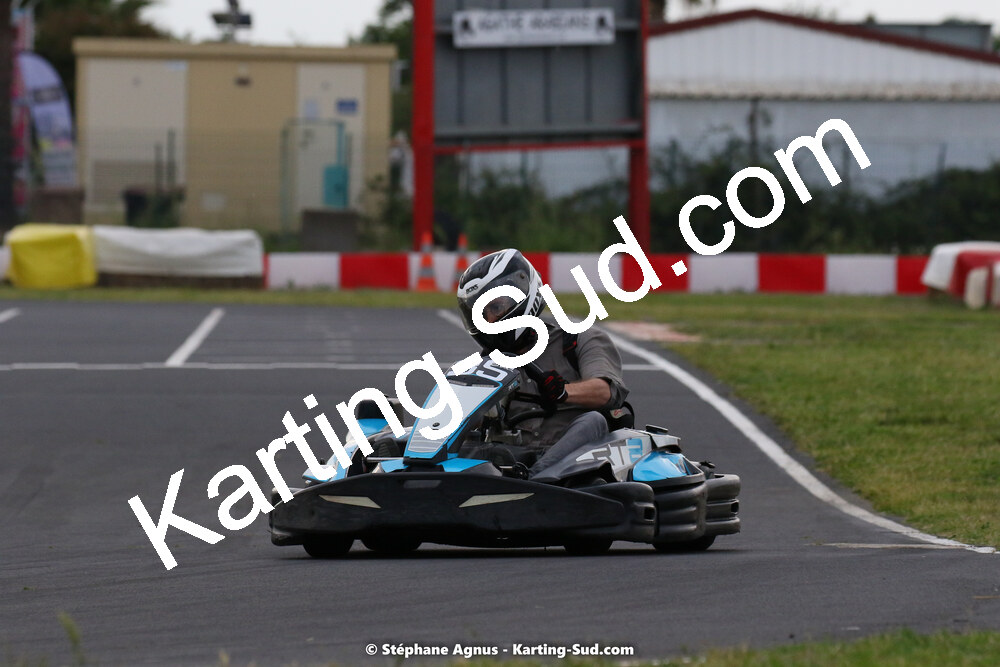 08/05/2022 : Un baquet pour Adrien à Megakart Vias (Photos Stéphane Agnus) 2022 — karting