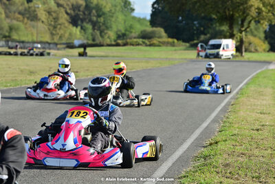 16/10/2022 : 6ème manche du Trophée Ufolep Karting Nouvelle Aquitaine à Pau Lescar (photos Alain Estebenet) 2022 — karting