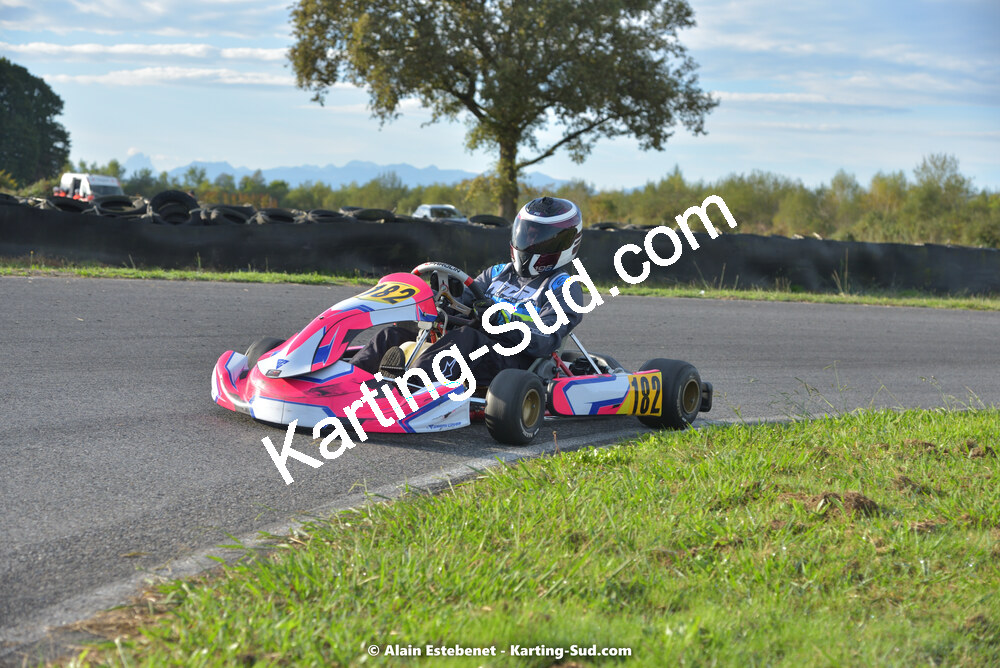 16/10/2022 : 6ème manche du Trophée Ufolep Karting Nouvelle Aquitaine à Pau Lescar (photos Alain Estebenet) 2022 — karting