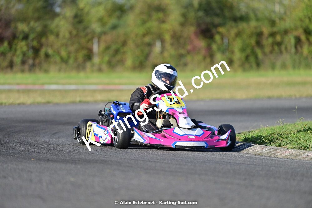 16/10/2022 : 6ème manche du Trophée Ufolep Karting Nouvelle Aquitaine à Pau Lescar (photos Alain Estebenet) 2022 — karting