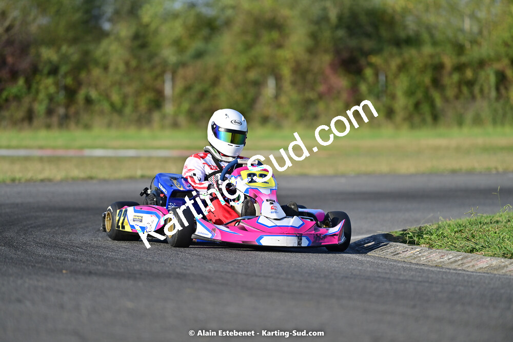 16/10/2022 : 6ème manche du Trophée Ufolep Karting Nouvelle Aquitaine à Pau Lescar (photos Alain Estebenet) 2022 — karting