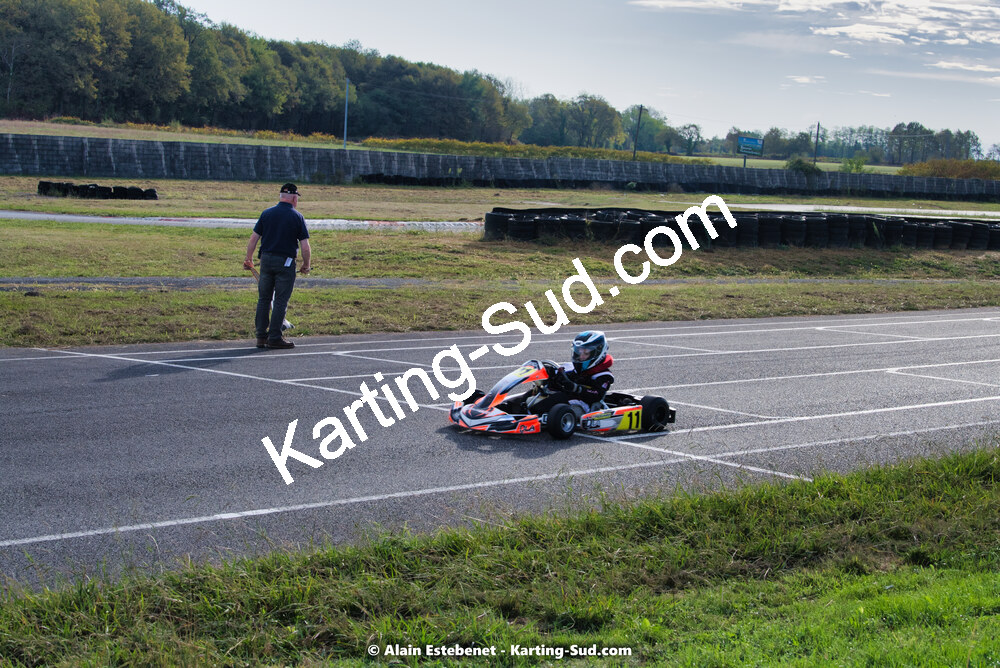 16/10/2022 : 6ème manche du Trophée Ufolep Karting Nouvelle Aquitaine à Pau Lescar (photos Alain Estebenet) 2022 — karting