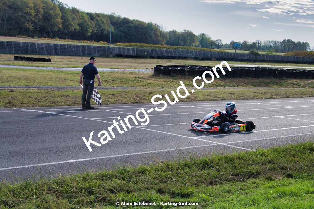 16/10/2022 : 6ème manche du Trophée Ufolep Karting Nouvelle Aquitaine à Pau Lescar (photos Alain Estebenet) 2022 — karting