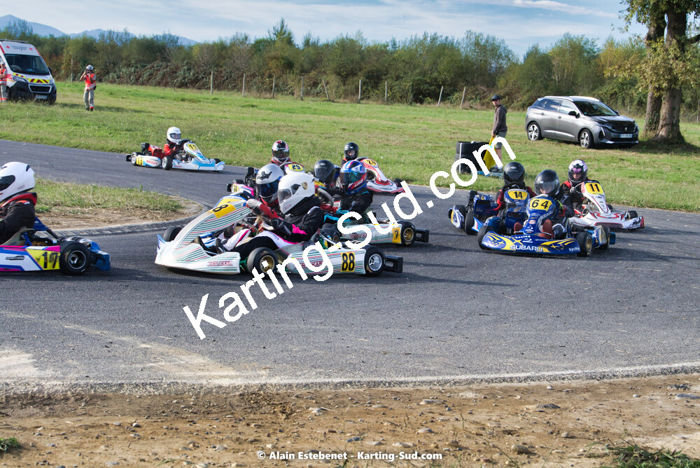 16/10/2022 : 6ème manche du Trophée Ufolep Karting Nouvelle Aquitaine à Pau Lescar (photos Alain Estebenet) 2022 — karting
