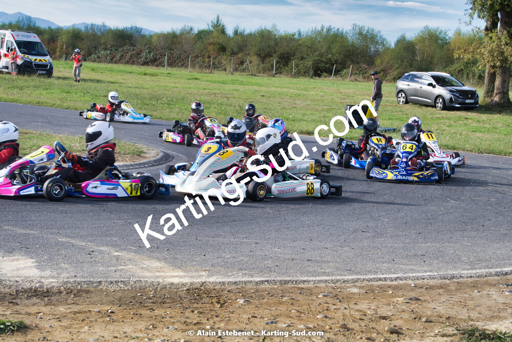 16/10/2022 : 6ème manche du Trophée Ufolep Karting Nouvelle Aquitaine à Pau Lescar (photos Alain Estebenet) 2022 — karting