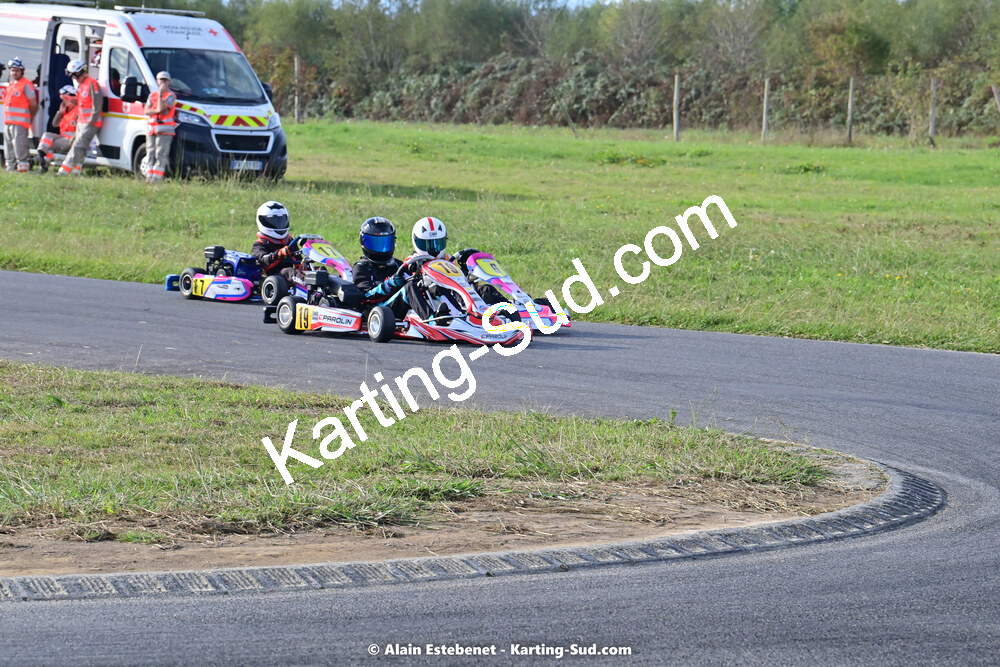 16/10/2022 : 6ème manche du Trophée Ufolep Karting Nouvelle Aquitaine à Pau Lescar (photos Alain Estebenet) 2022 — karting
