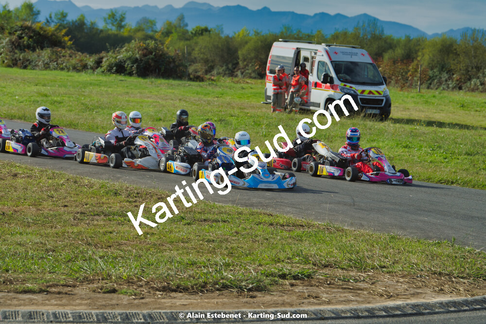 16/10/2022 : 6ème manche du Trophée Ufolep Karting Nouvelle Aquitaine à Pau Lescar (photos Alain Estebenet) 2022 — karting