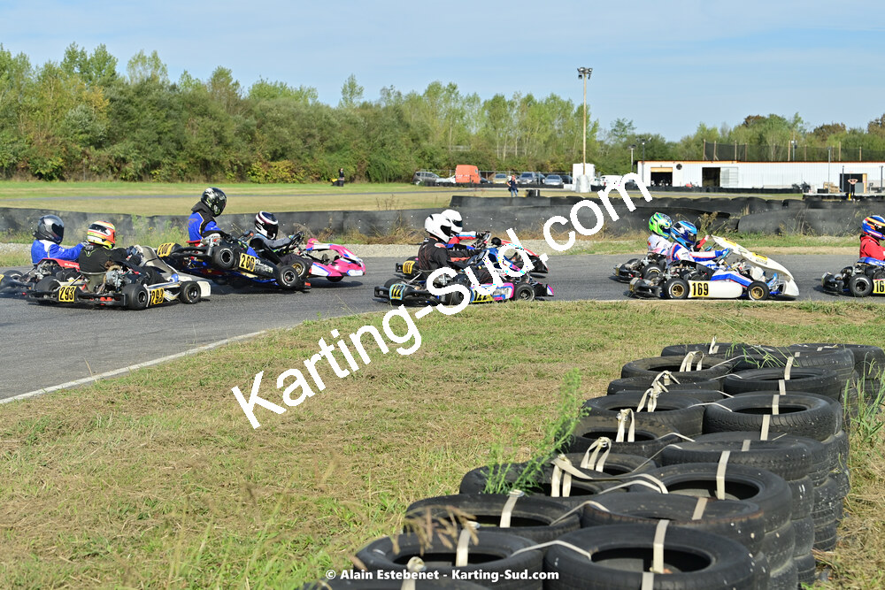 16/10/2022 : 6ème manche du Trophée Ufolep Karting Nouvelle Aquitaine à Pau Lescar (photos Alain Estebenet) 2022 — karting