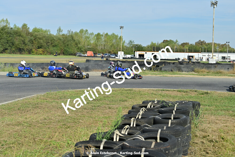 16/10/2022 : 6ème manche du Trophée Ufolep Karting Nouvelle Aquitaine à Pau Lescar (photos Alain Estebenet) 2022 — karting