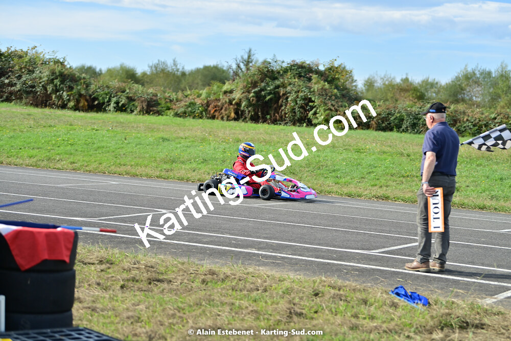 16/10/2022 : 6ème manche du Trophée Ufolep Karting Nouvelle Aquitaine à Pau Lescar (photos Alain Estebenet) 2022 — karting