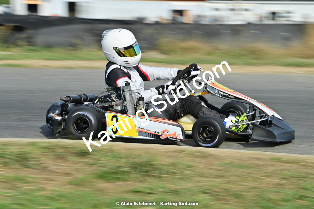 16/10/2022 : 6ème manche du Trophée Ufolep Karting Nouvelle Aquitaine à Pau Lescar (photos Alain Estebenet) 2022 — karting