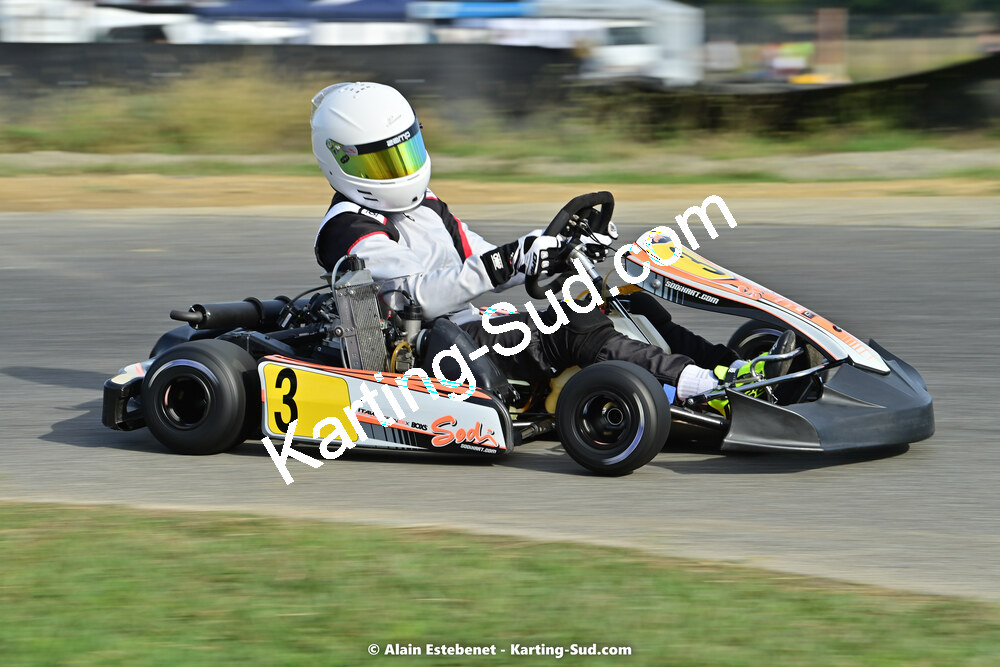 16/10/2022 : 6ème manche du Trophée Ufolep Karting Nouvelle Aquitaine à Pau Lescar (photos Alain Estebenet) 2022 — karting