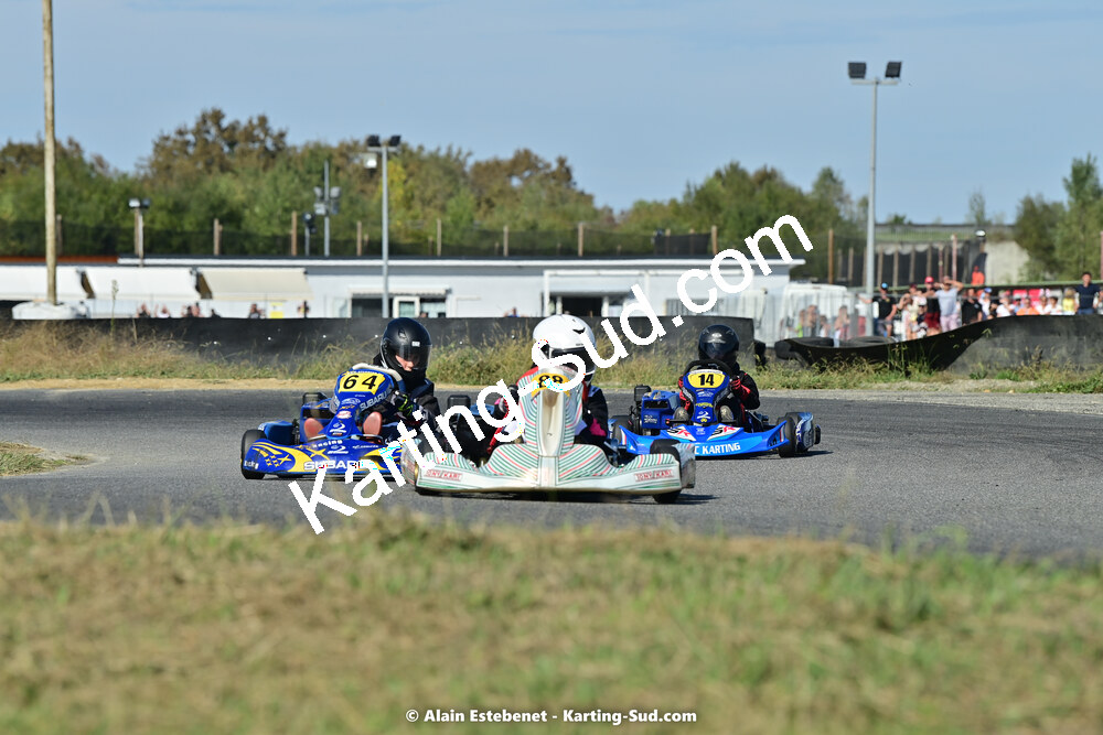16/10/2022 : 6ème manche du Trophée Ufolep Karting Nouvelle Aquitaine à Pau Lescar (photos Alain Estebenet) 2022 — karting