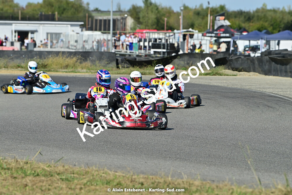 16/10/2022 : 6ème manche du Trophée Ufolep Karting Nouvelle Aquitaine à Pau Lescar (photos Alain Estebenet) 2022 — karting