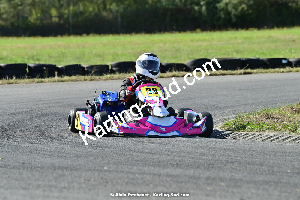 16/10/2022 : 6ème manche du Trophée Ufolep Karting Nouvelle Aquitaine à Pau Lescar (photos Alain Estebenet) 2022 — karting