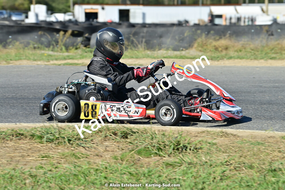 16/10/2022 : 6ème manche du Trophée Ufolep Karting Nouvelle Aquitaine à Pau Lescar (photos Alain Estebenet) 2022 — karting
