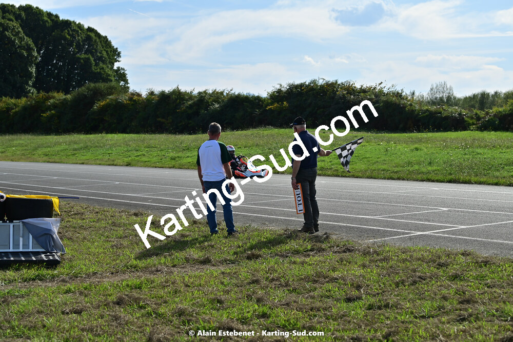 16/10/2022 : 6ème manche du Trophée Ufolep Karting Nouvelle Aquitaine à Pau Lescar (photos Alain Estebenet) 2022 — karting