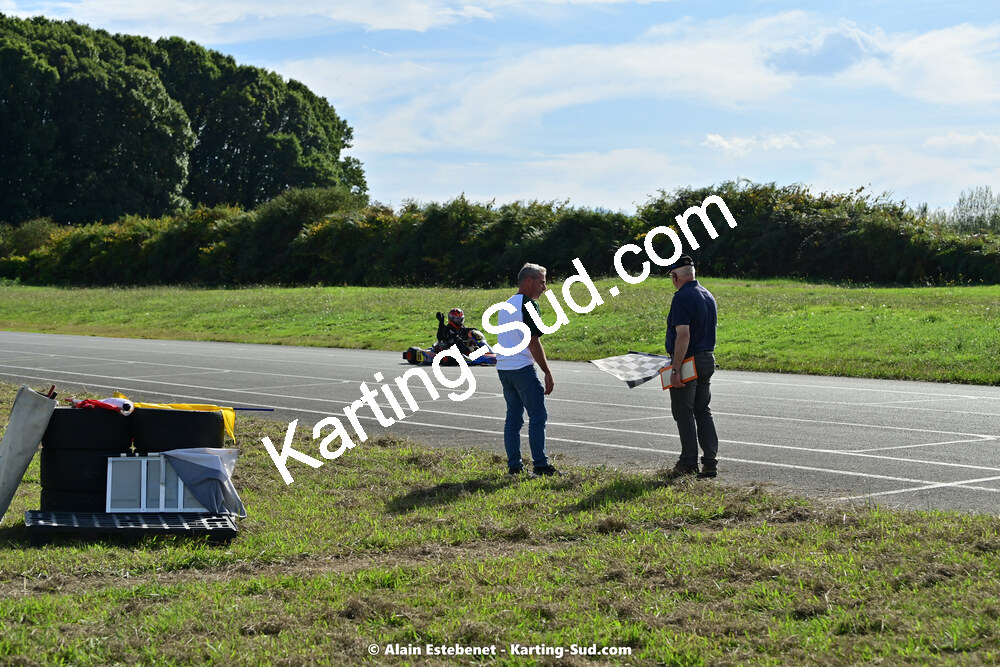 16/10/2022 : 6ème manche du Trophée Ufolep Karting Nouvelle Aquitaine à Pau Lescar (photos Alain Estebenet) 2022 — karting